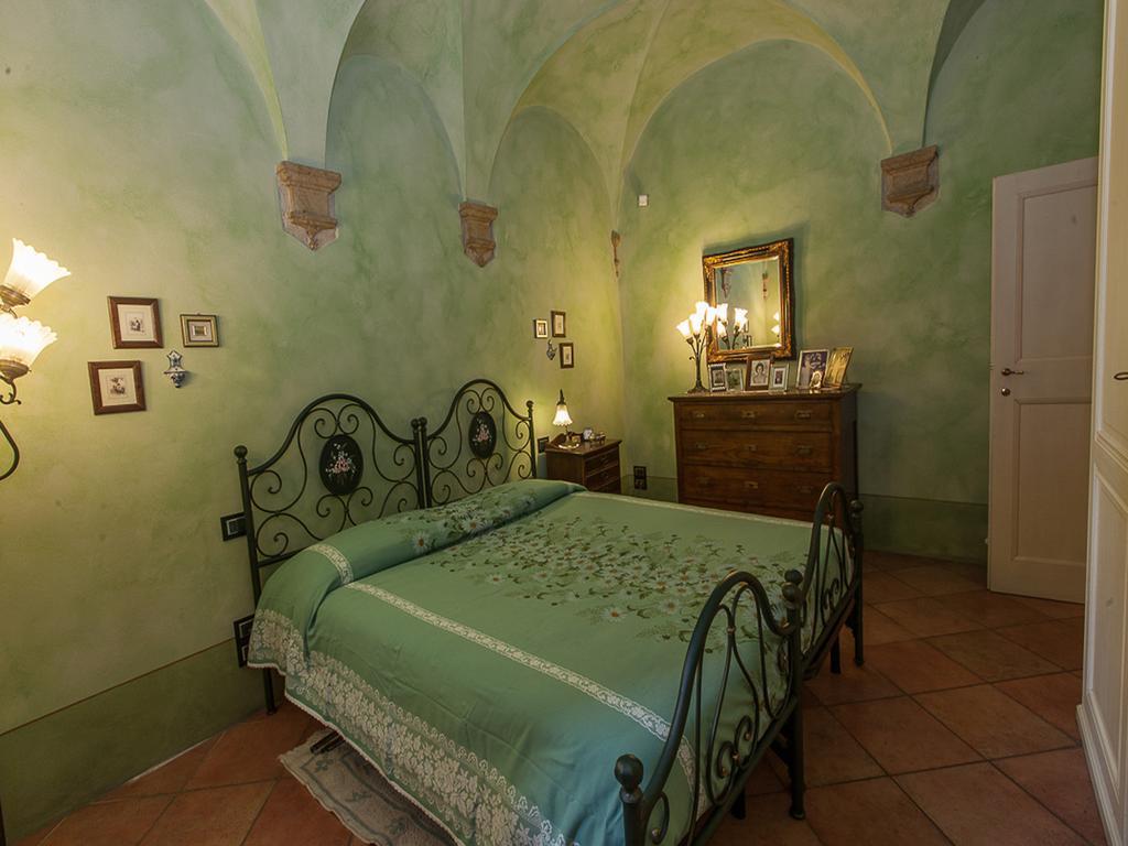 Apartment Residenza Gabrielli Sarteano Δωμάτιο φωτογραφία
